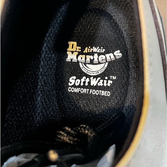 NEW Dr. Martens AUDRICK  LEATHER PLATFORM SHOES In VINTAGE TAUPE, Size 8 or 9 - Picture 9 of 15